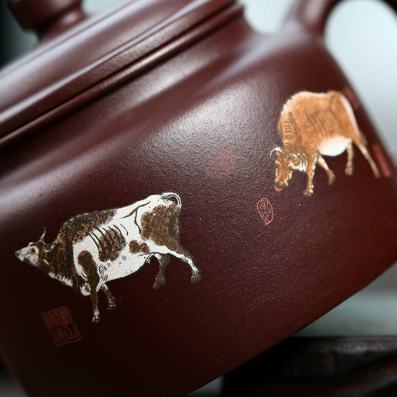 Five Oxen Pattern Dezhong Yixing Zisha Teapot 330cc - Image 2