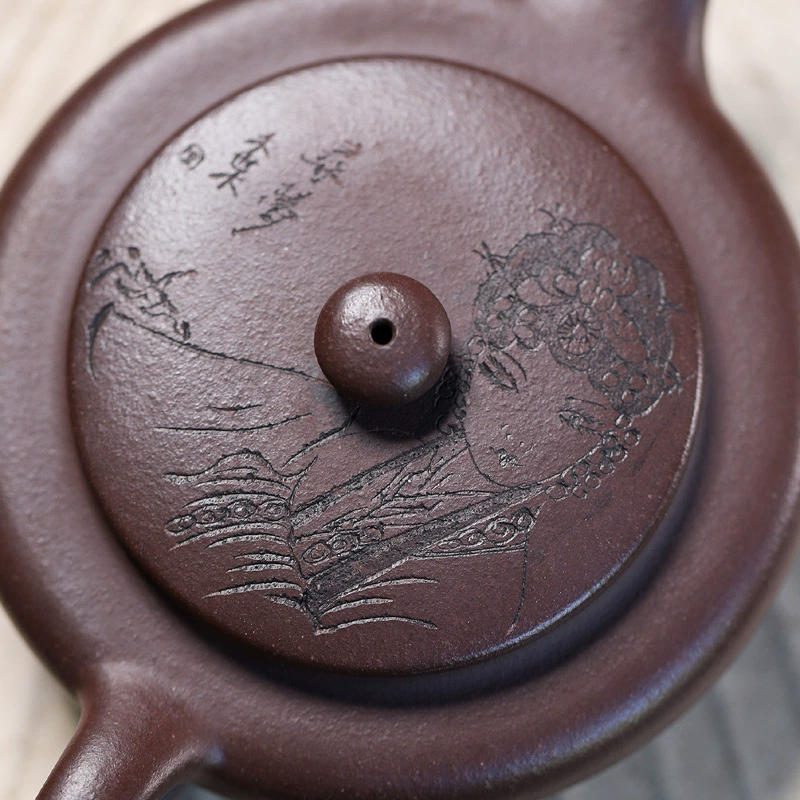 Full Handcrafted Pan Hu Purple Clay Tea Pot - Image 3