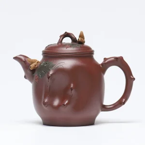 Large Capacity Squirrel & Grape Yixing Zisha Teapot 510cc