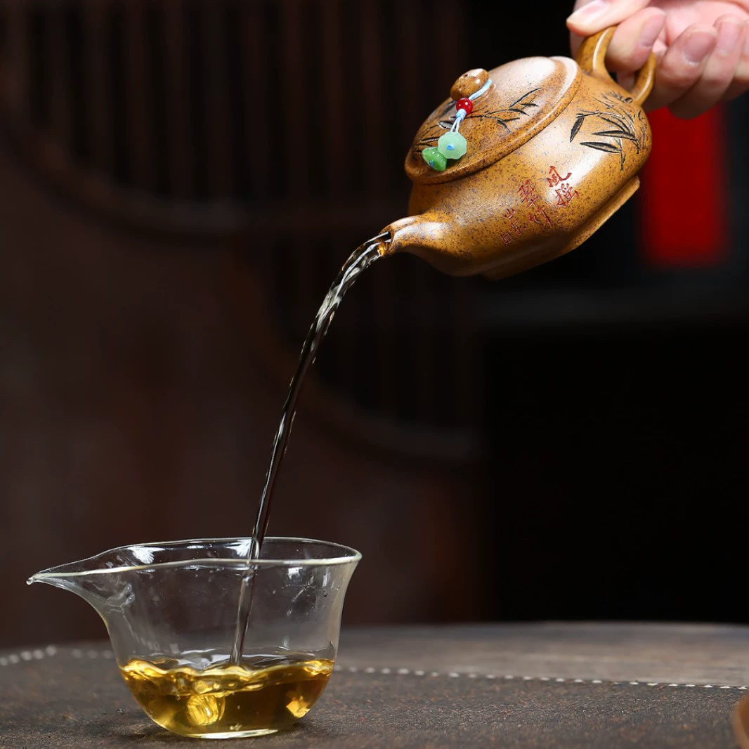 Yixing Teapots For Sale(Ming Lu Zhu Ying) - Image 3