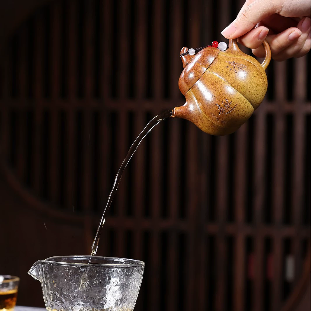 Fully Handmade Eggplant Shaped Zisha Teapot - Image 3