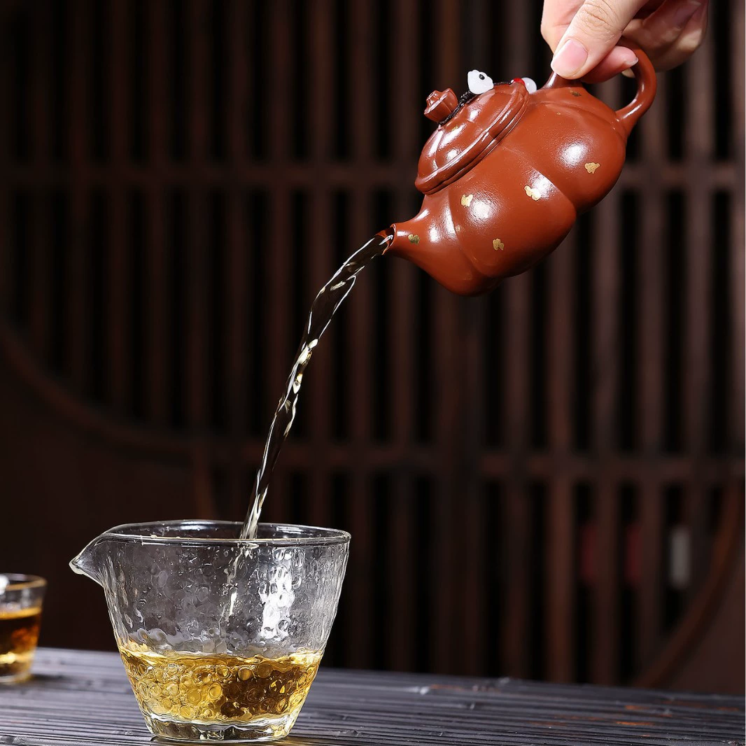 Handmade Gold Splashed Ribbed Hanjiang Zisha Teapot - Image 3