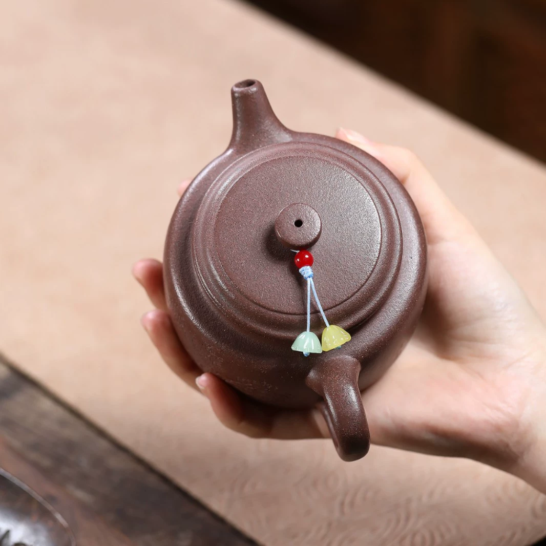 Handmade Mountain Painted Dezhong Zisha Teapot - Image 4
