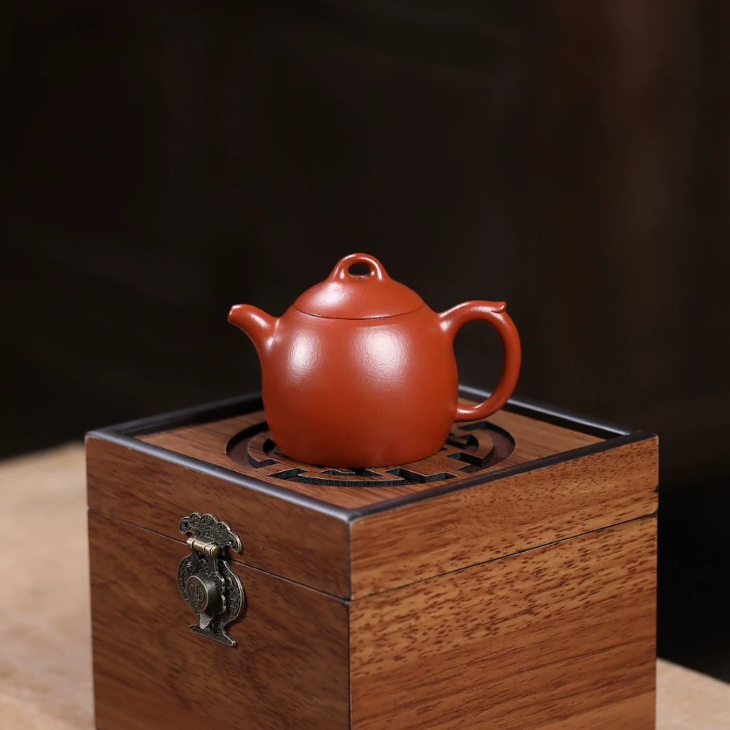 Vintage High Grade Handmade Qin Quan Zisha Brewing Kettle - Image 4