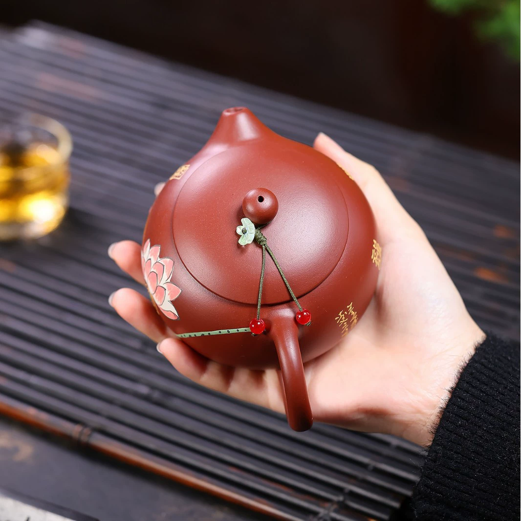 Large Capacity Handmade Lotus Xishi Zisha Teapot - Image 4