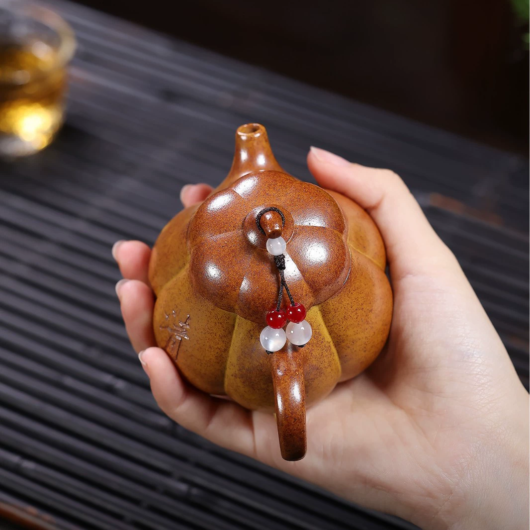 Fully Handmade Eggplant Shaped Zisha Teapot - Image 4