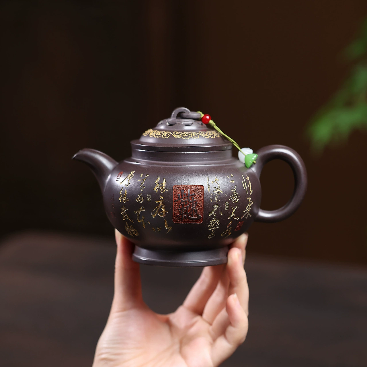 Handmade Jinlong Duozhi Large‑Capacity Zisha Teapot - Image 5
