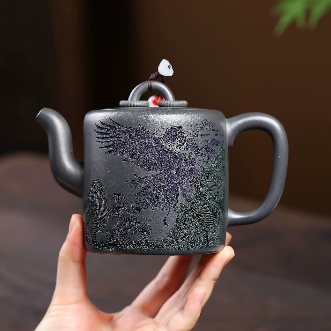 Handmade Yixing Teapot with Eagle and The Great Wall Engraving - Image 4