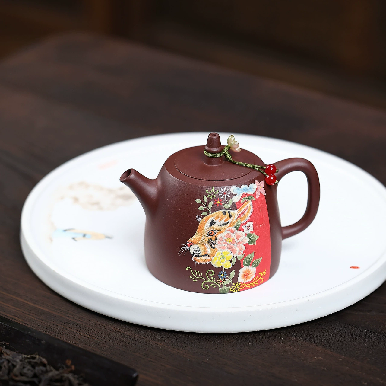 Semi-Handmade Cheetah Engraved Handuo Yixing Teapot Set (1 Pot 1 Cup) - Image 5