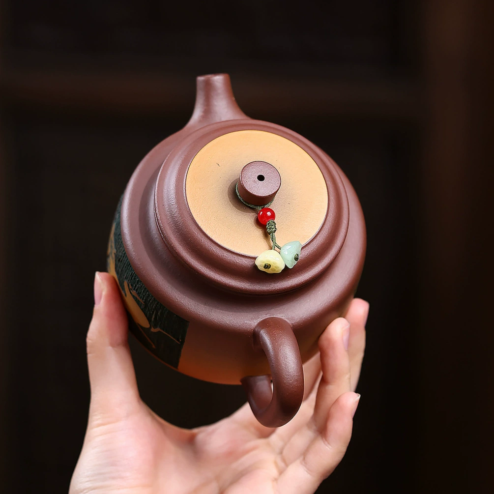 Semi-handmade Two-tone Dezhong Premium Zisha Teapot - Image 4