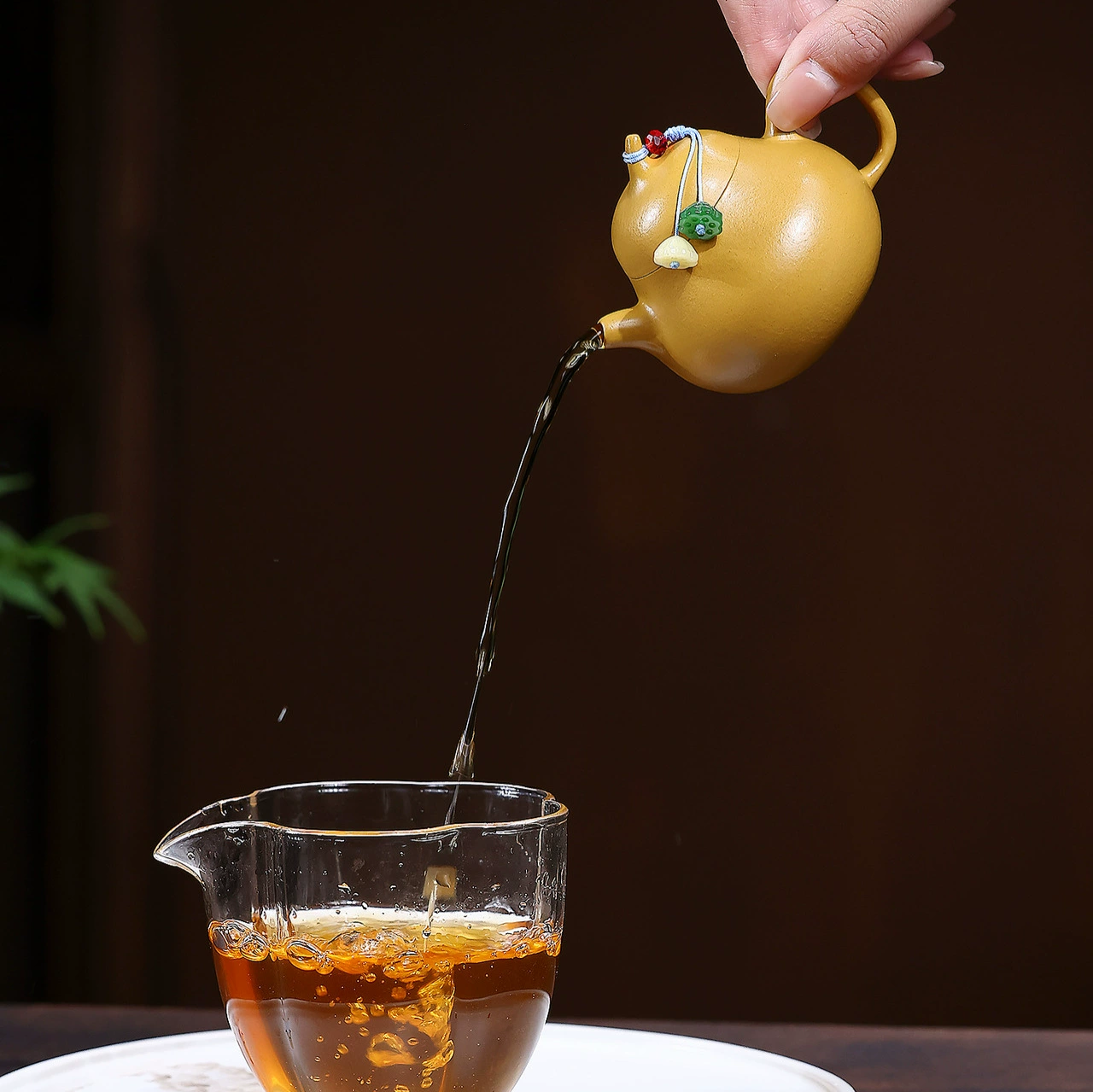 Semi-handmade Fingertip Eggplant Shaped Chinese Tea Kettles - Image 3