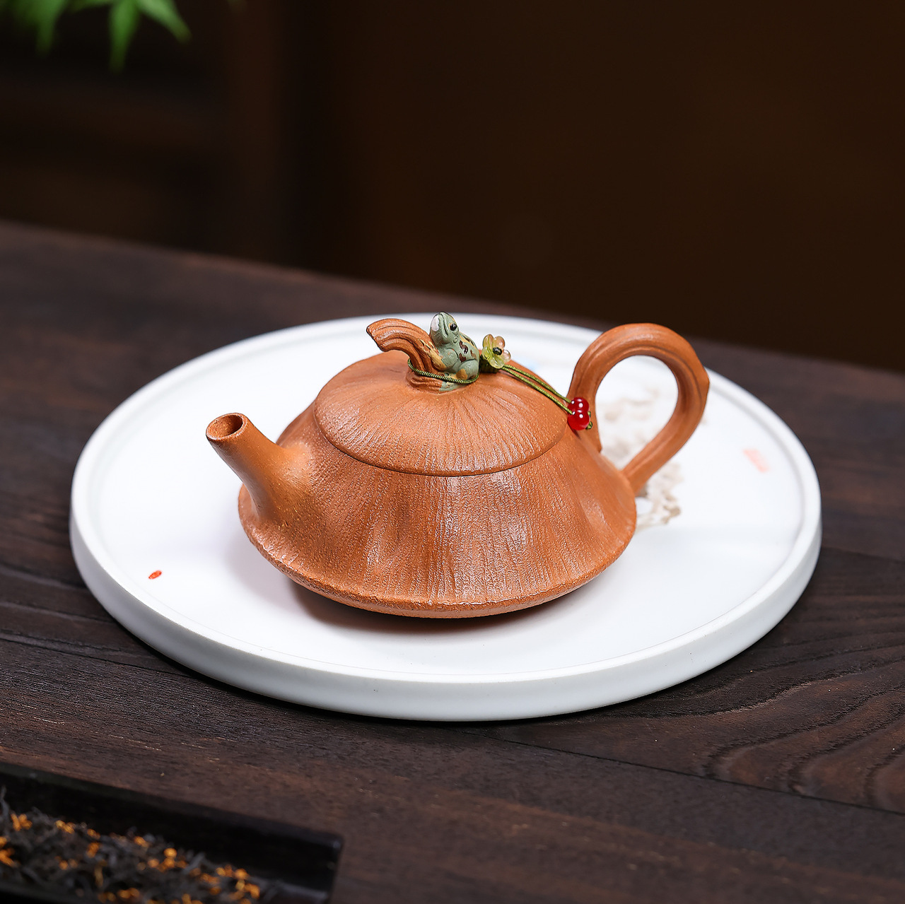 Handmade Lotus‑Leaf Shape Frog‑Carved Waming Chinese Tea Kettle - Image 5