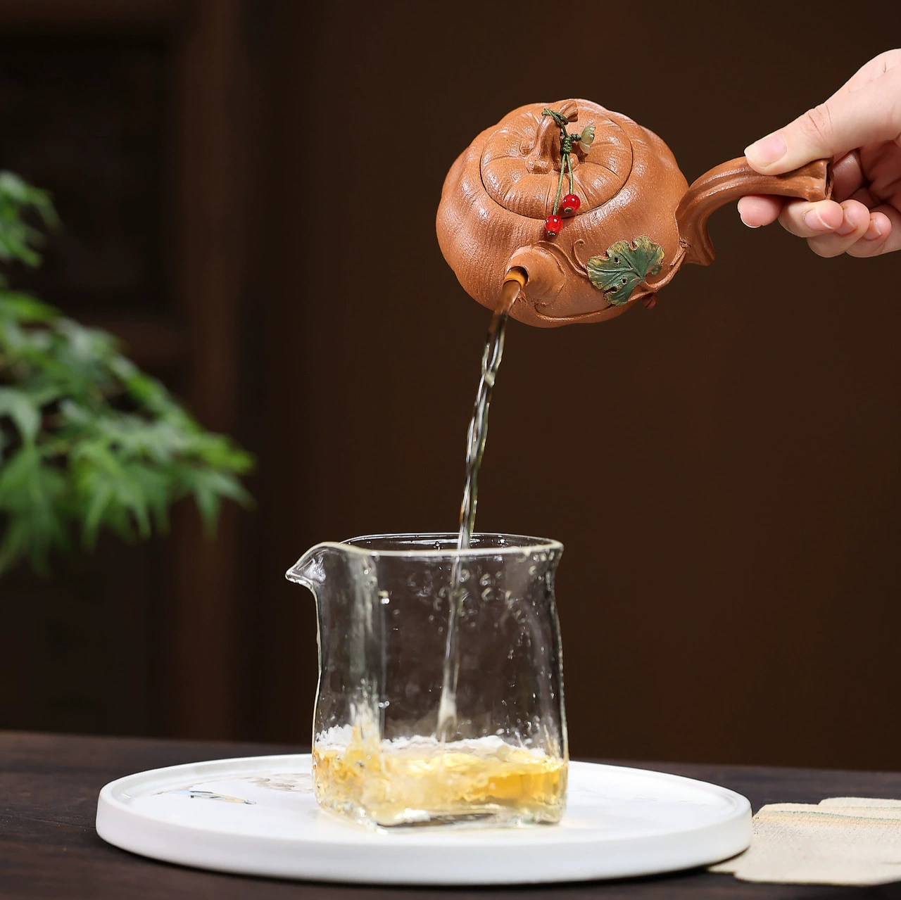 Semi‑Handmade Fruit‑Shaped Tangyu Yixing Clay Teapot - Image 2